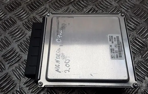 Ford Mondeo Mk III Engine control unit/module 5s7112a650hb