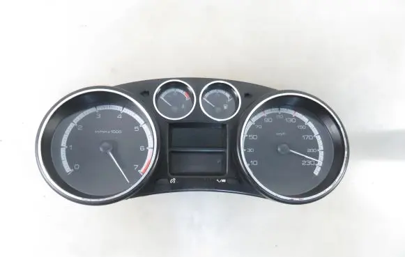 Peugeot 308 Speedometer (instrument cluster) 9665107380