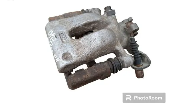 Opel Zafira B Rear brake caliper