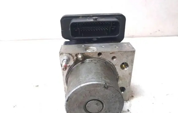 Toyota Avensis T270 ABS Pump 4454005150