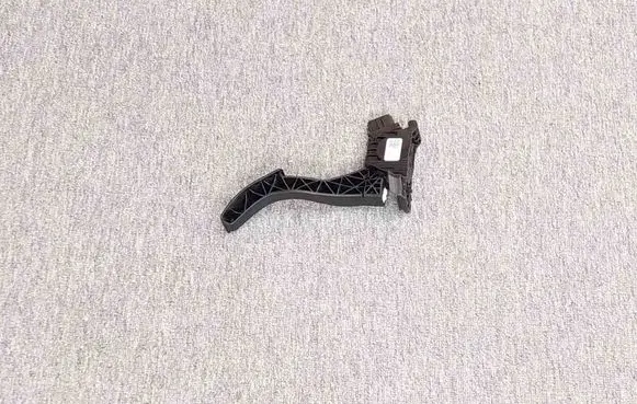 Volkswagen Golf VII Accelerator throttle pedal 5Q1723503H 6PV01062111
