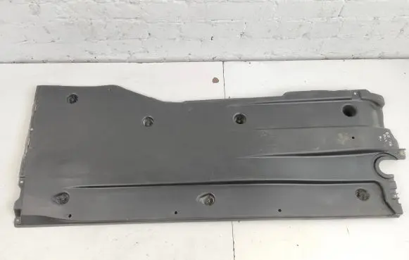 Volkswagen Passat Alltrack Center/middle under tray cover 3Q0825201H