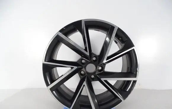 Skoda Karoq Original wheel cap 57A601025R