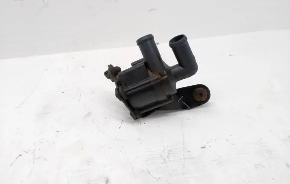BMW 5 F10 F11 Electric auxiliary coolant/water pump 9167206