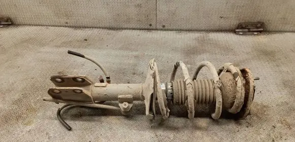 Toyota Avensis T250 Front shock absorber with coil spring 