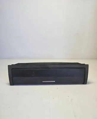 BMW X3 E83 Glove box 307180200