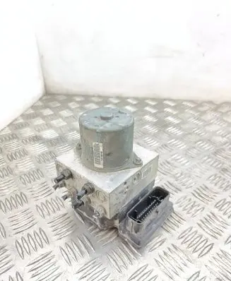 Volkswagen PASSAT B7 ABS Pump 3AA614109N 3AA614109