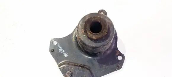 Volkswagen Polo III 6N 6N2 6NF Engine mount bracket 6n0199561g