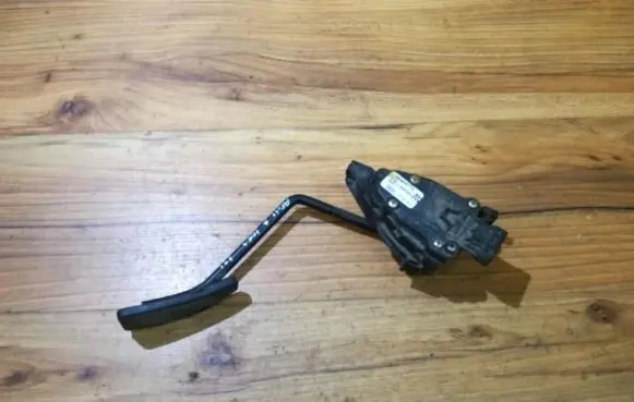 Opel Agila A Accelerator throttle pedal 4940083e00