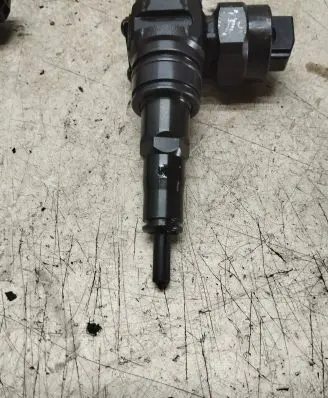 Audi A4 S4 B7 8E 8H Fuel injector