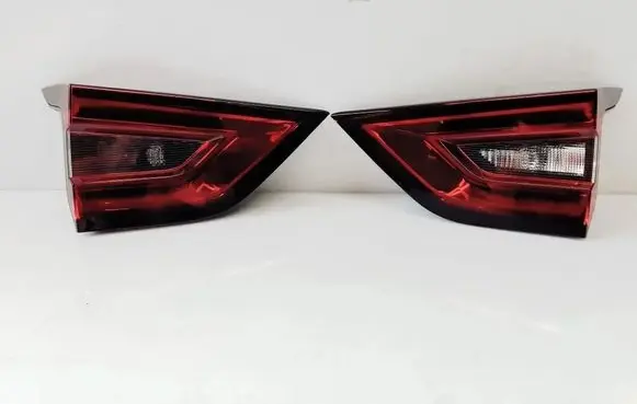 Nissan Juke II F16 Rear/tail lights 265556PA6A