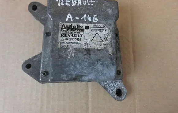 Renault Laguna II Airbag control unit/module 8200325696