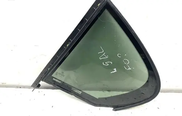 BMW 7 F01 F02 F03 F04 Rear side window 7177849