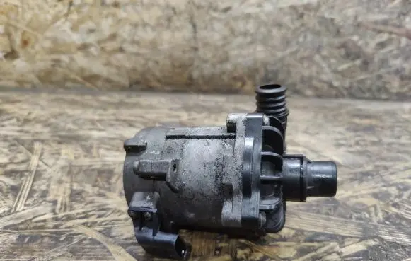 BMW 7 F01 F02 F03 F04 Electric auxiliary coolant/water pump 1151756633504 701360160