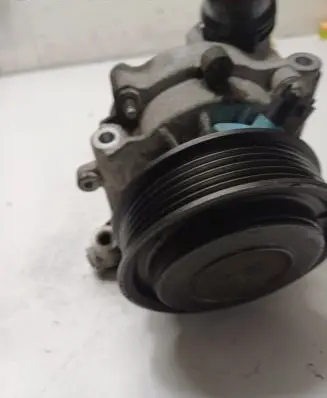 Opel Astra K Water pump 55484533