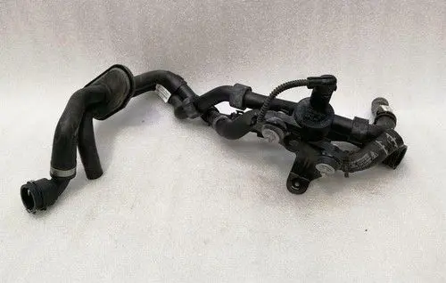 Porsche Macan (95B) Coolant heater control valve 4H0121671D
