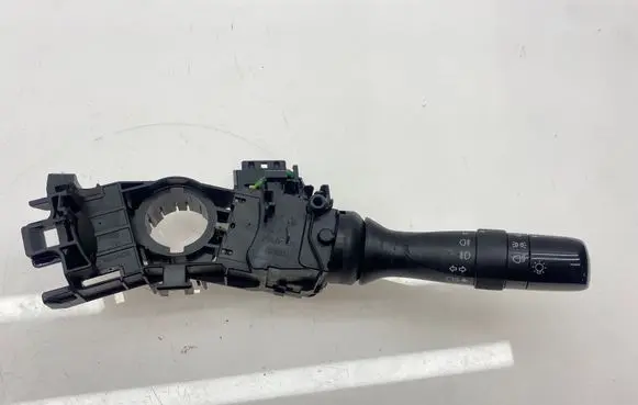 Toyota Prius+ (ZVW40) Indicator stalk 4210117F655