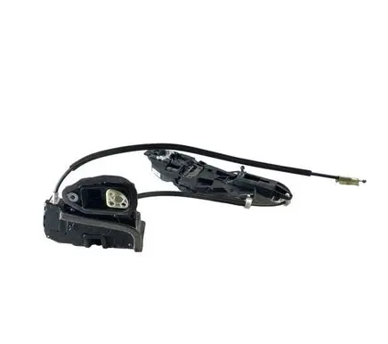 Chevrolet Equinox Front door lock 13533690 3056734 3031748