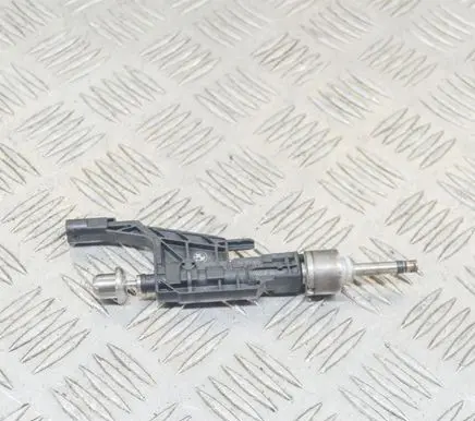 BMW X1 F48 F49 Fuel injector 0261500437 8656548