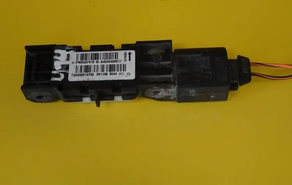 Mitsubishi Colt Airbag deployment crash/impact sensor PMR587418