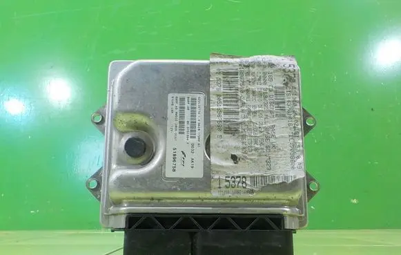 Alfa Romeo Giulietta Engine control unit/module 51896758