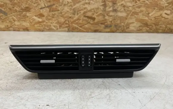 Porsche Cayenne (9Y0 9Y3) Dash center air vent grill 9Y0820701A 04102019 10134