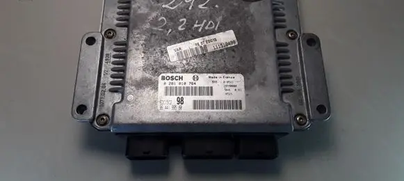 Peugeot 406 Engine control unit/module 0281010764