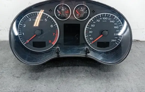 Audi A3 S3 8P Speedometer (instrument cluster) 8P0920930G