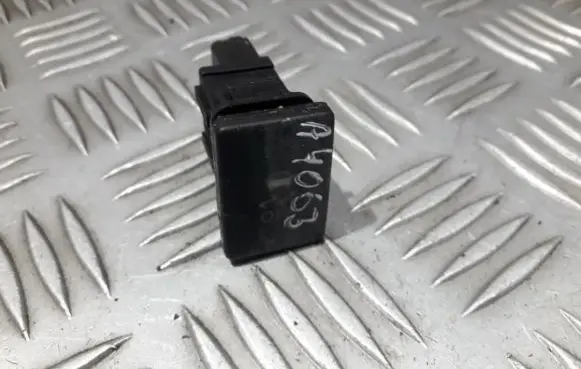 Traction control (ASR) switch