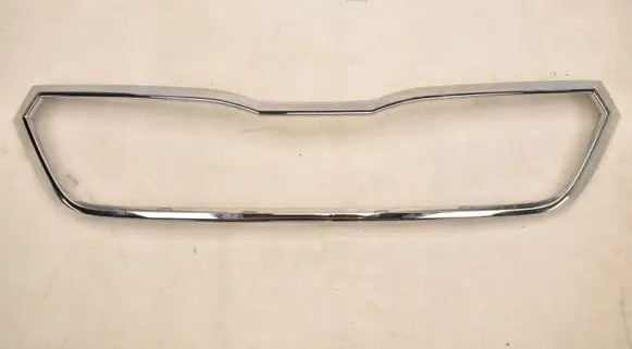 Skoda Scala Front bumper upper radiator grill