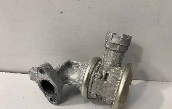 BMW M3 e92 EGR valve 7838028