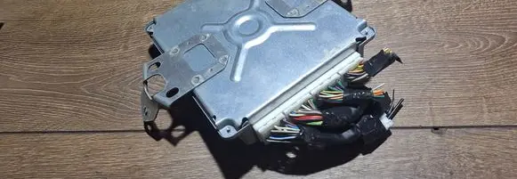Subaru Impreza II Engine control unit/module 22611am540