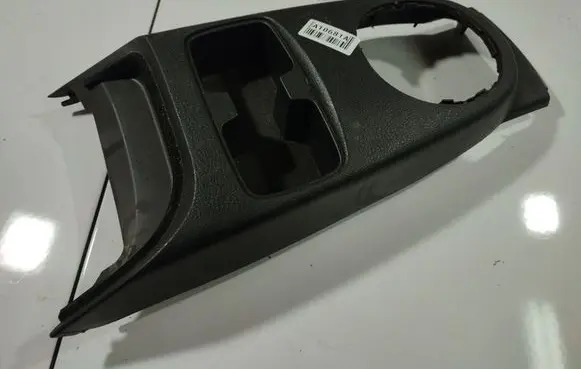 Fiat Sedici Cup holder 