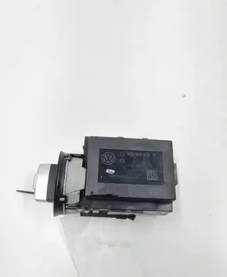 Volkswagen PASSAT B6 Ignition lock 3C0905843R