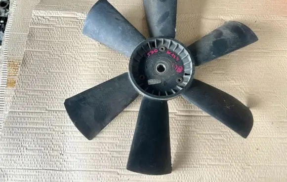 Mercedes-Benz E W124 Electric radiator cooling fan 1022050506