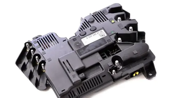Mercedes-Benz S C217 Fuse box set A2225402750