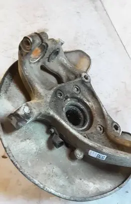 Audi A6 S6 C7 4G Front wheel hub 4G0407241D 133939212