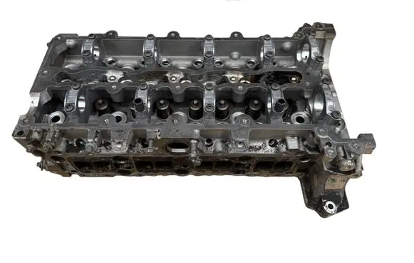 Mercedes-Benz Sprinter W906 Engine head R651016
