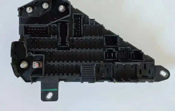 BMW 5 E60 E61 Fuse box set 6906588