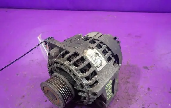 Opel Vectra C Generator/alternator 