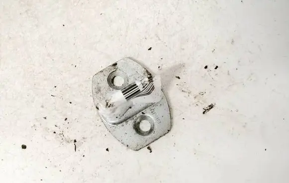 Toyota Auris 150 Rear door lock loop/hook striker 