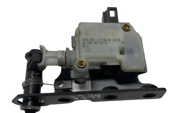 Land Rover Discovery 3 - LR3 Tailgate boot lock/latch motor 7016049 51247016049