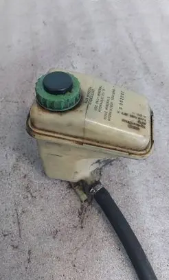 Audi A6 S6 C4 4A Power steering fluid tank/reservoir 4A0422373A