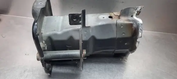 Volvo V40 Front bumper support beam 33212137R
