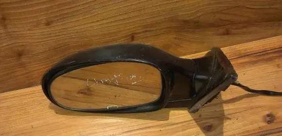 Chrysler Neon I Front door electric wing mirror e13011674
