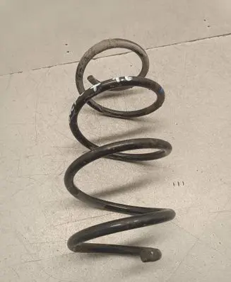 Volkswagen Golf VII Rear coil spring