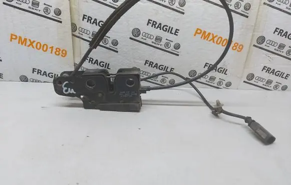 Volkswagen Golf V Engine bonnet/hood lock/catch 3C1823509D