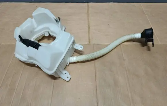 Mini Paceman (R61) Windshield washer fluid reservoir/tank 9803733 9800910