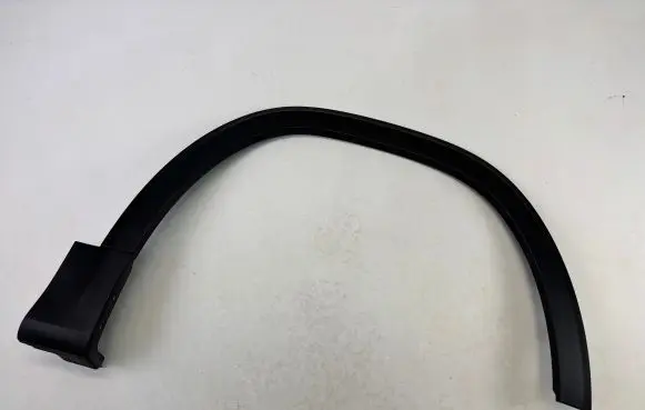 Mercedes-Benz GLB x247 Front arch trim A2478850122 L925