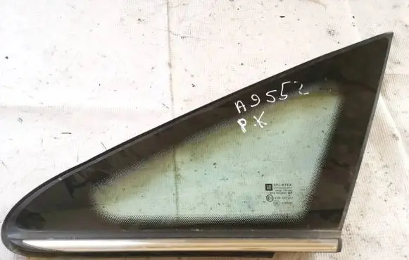 Opel Zafira B Front triangle window/glass as2